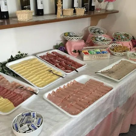 Serenella Hotel 3*