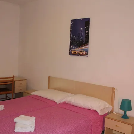 Szálloda Serenella 3*